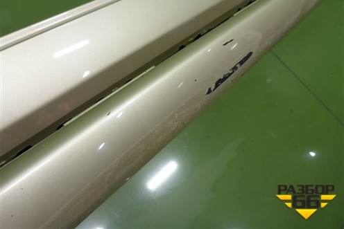 Накладка на порог наружная правая на подножку (5177360160) для Toyota Land Cruiser (200) с 2008г (Ленд Крузер)