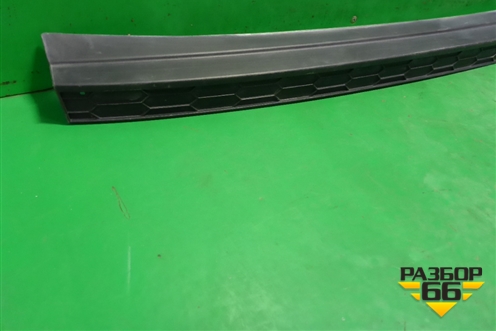 Накладка заднего бампера (565807423) для Skoda Kodiaq с 2017г (Кодиак)