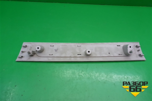 Обшивка стойки задняя верхняя правая для Ford S-MAX с 2006-2015г (С-Макс)