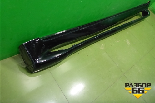 Накладка на порог наружная левая на подножку (5177460160) для Toyota Land Cruiser (200) с 2008г (Ленд Крузер)