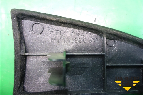 Накладка на торпедо (MN134800) для Mitsubishi Outlander с 2002-2009г (Аутлендер)