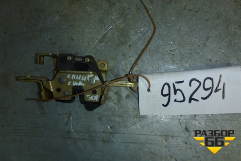 Замок спинки заднего сиденья (1M51F613D61AA) для Ford Focus 1 с 1998-2004г (Фокус)