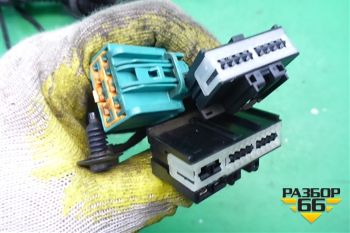 Проводка двери передней правой (GN1514630BCD) для Ford EcoSport с 2014г (Экоспорт)