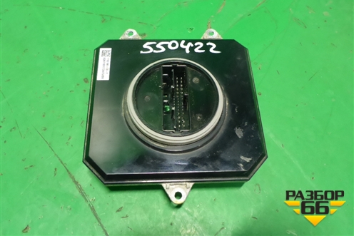 Блок управления фарой LED (111079600D) для Tesla Model 3 с 2017-2025г (Модель3)