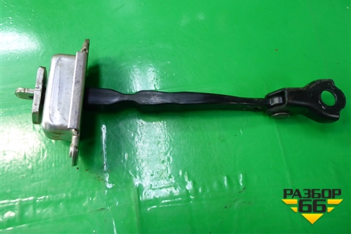 Ограничитель двери передней правой для Nissan Almera G15 с 2012г (Альмера Г15)