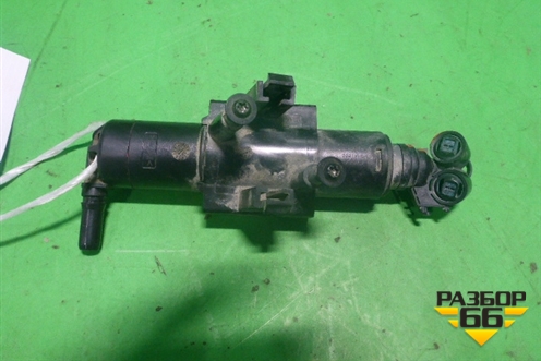 Форсунка омывателя фары левая (CV4413L015BA) для Ford Kuga с 2012г (Куга 2)