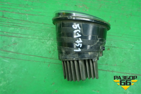 Фара противотуманная правая (после 2015г) (8121048051) для Toyota Land Cruiser (200) с 2008г (Ленд Крузер)