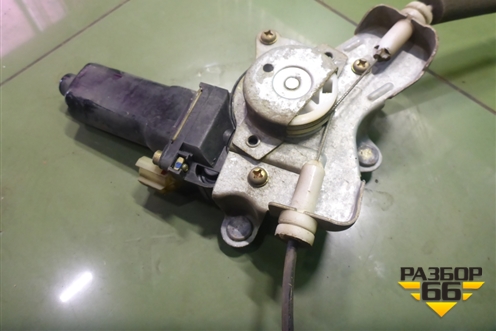 Стеклоподъёмник электрический передний правый (9882029000) для Hyundai Sonata-5 с 2001г (Соната)