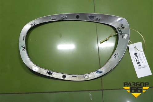 Накладка на капот (правая) (51137388118) для Mini Countryman F60 с 2016г (Кантримен)