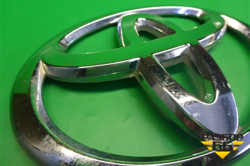 Эмблема на дверь багажника (9097502063) для Toyota Highlander с 2007-2013г (Хайлендер)