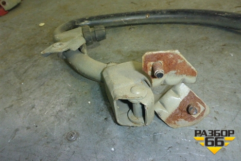 Петля крышки багажника правая для Fiat Albea с 2003г (Альбеа)