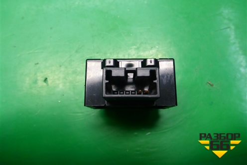 Кнопка открывания лючка бензобака для Nissan Teana (J32) с 2008-2013г