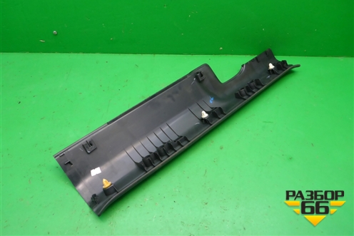 Накладка порога внутренняя переднего правого (84201SNA) для Honda Civic 4D с 2006-2012г (Цивик)