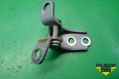 Петля двери передней правой нижняя для Honda Civic 4D с 2006-2012г (Цивик)