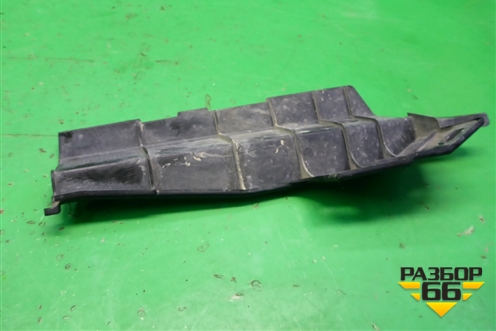 Дефлектор радиатора правый (19025RNA) для Honda Civic 4D с 2006-2012г (Цивик)