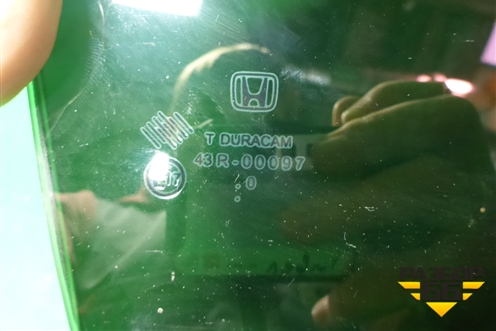 Стекло двери задней правой (2010г) для Honda Civic 4D с 2006-2012г (Цивик)
