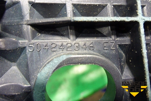 Подножка ступенька (левая верхняя) (504242346) для Iveco Stralis с 2007г (Стралис)