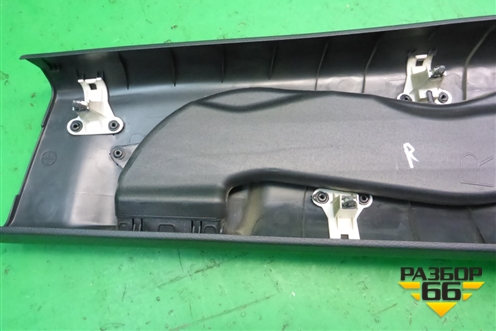 Обшивка стойки центральная нижняя правая (PC73769361AA0A) для Nissan Murano (Z51) с 2007-2015г (Мурано)