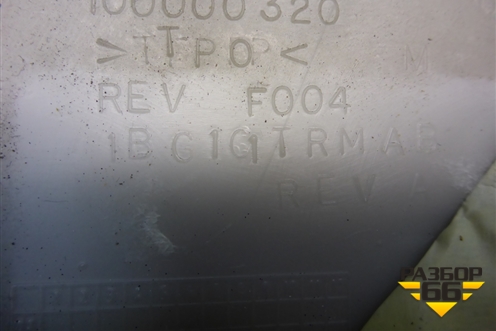 Обшивка стойки центральная верхняя левая (1BG101TRMAB) для Dodge Journey с 2009г (Джорни)