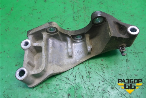 Кронштейн гидроусилителя (3.6л ERB) (05184594AE) для Dodge Journey с 2009г (Джорни)