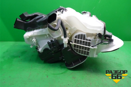 Корпус отопителя (правый руль) (272103UR2A) для Nissan X-Trail (Т31) с 2007-2014г