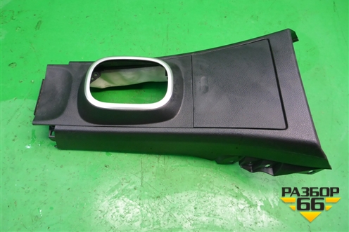 Консоль (96910EE90A) для Nissan Tiida (C11X) с 2004-2013г (Тиида)