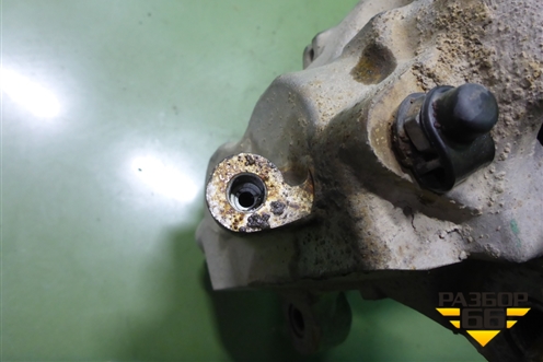 Суппорт передний левый (под 348 диск) для BMW 5-серия G30 с 2017г