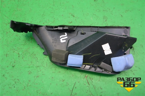 Накладка на торпедо (боковая верхняя левая) (681352ED500) для Nissan Tiida (C11X) с 2004-2013г (Тиида)