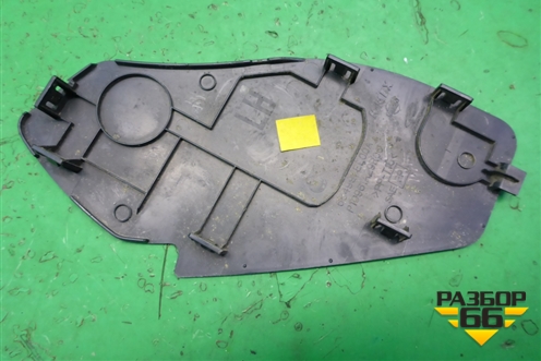 Накладка на торпедо (боковая левая) (68499EL00A) для Nissan Tiida (C11X) с 2004-2013г (Тиида)