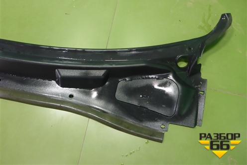 Решетка стеклоочистителей (04805834AA) для Dodge Magnum с 2003-2008г (Магнум)