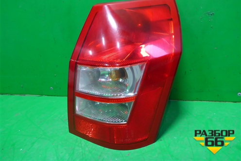 Фонарь задний правый (04805966AG) для Dodge Magnum с 2003-2008г (Магнум)