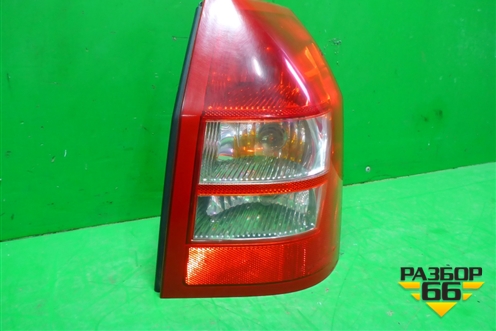 Фонарь задний правый (04805966AG) для Dodge Magnum с 2003-2008г (Магнум)