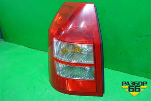 Фонарь задний левый (04805967AG) для Dodge Magnum с 2003-2008г (Магнум)