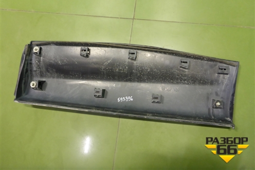 Накладка двери задней правой (KD5351RC1) для Mazda CX 5 с 2012-2016г (СХ5)