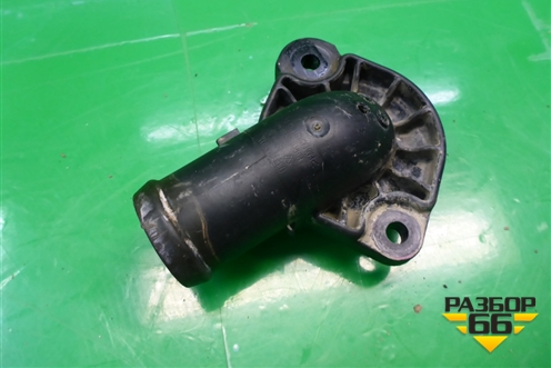 Фланец системы охлаждения (1.0л BJR) (032121121K) для Volkswagen Pointer с 2004г (Поитер)