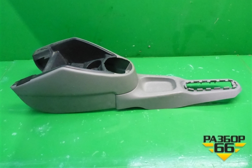 Консоль (377863319B) для Volkswagen Pointer с 2004г (Поитер)
