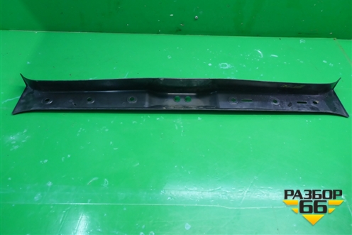 Обшивка багажника на заднюю панель (377863485) для Volkswagen Pointer с 2004г (Поитер)