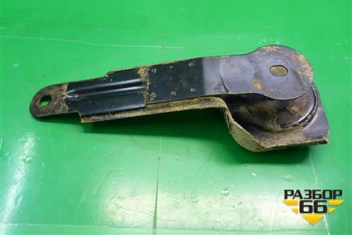 Кронштейн КПП (МКПП) (377399541C) для Volkswagen Pointer с 2004г (Поитер)