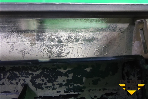 Накладка двери передней левой (после 2015г) (7573260270) для Toyota Land Cruiser (200) с 2008г (Ленд Крузер)