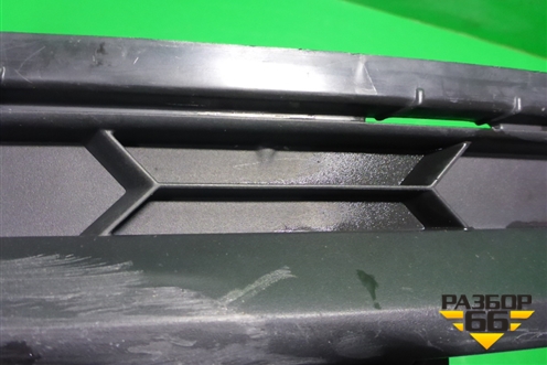 Решетка в передний бампер правая (до 2021г) (565807368) для Skoda Kodiaq с 2017г (Кодиак)