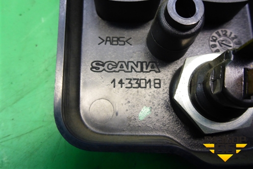 Рамка под кнопки  (1433018) для Scania 5 P Series с 2004-2016г