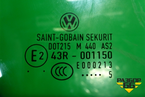 Стекло двери задней левой форточка для Volkswagen Pointer с 2004г (Поитер)