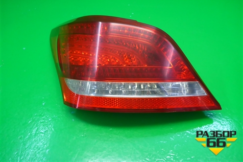 Фонарь задний левый (924013N010) для Hyundai Equus с 2010г (Экус)