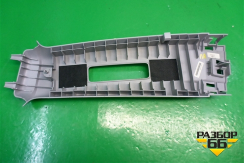 Обшивка стойки центральная верхняя правая (841111SWA0030) для Honda CR-V(RE) с 2006-2012г (ЦРВ СРВ)