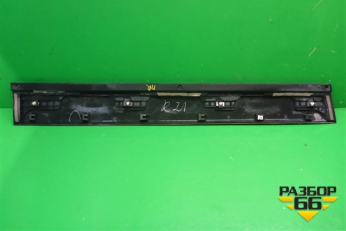 Накладка двери передней правой (75312SWWE010M1) для Honda CR-V(RE) с 2006-2012г (ЦРВ СРВ)