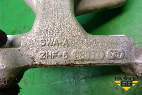 Кронштейн рулевой рейки (правый) для Honda CR-V(RE) с 2006-2012г (ЦРВ СРВ)