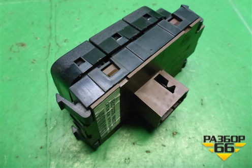Модуль кнопок (69500781) для Iveco Daily с 2006-2011г (Дейли)
