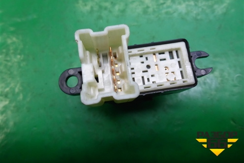 Кнопка стеклоподъёмника для Nissan Murano (Z50) с 2002-2008г (Мурано)
