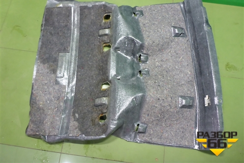 Коврик в багажник (5857144050B0) для Toyota Isis c 2004-2018г (Исис)