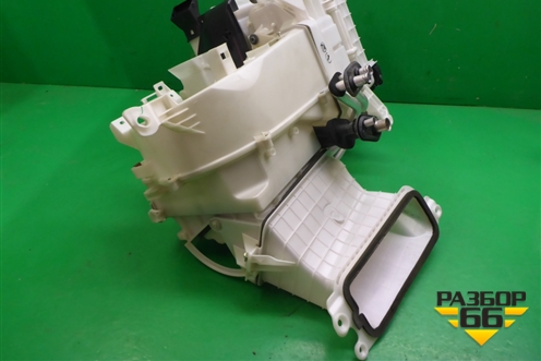 Корпус отопителя (8701044280) для Toyota Isis c 2004-2018г (Исис)